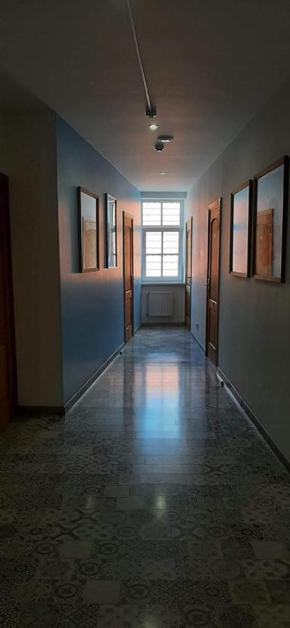 Metras Maja Hotel Aizpute Bagian luar foto