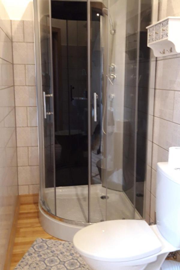 Metras Maja Hotel Aizpute Bagian luar foto