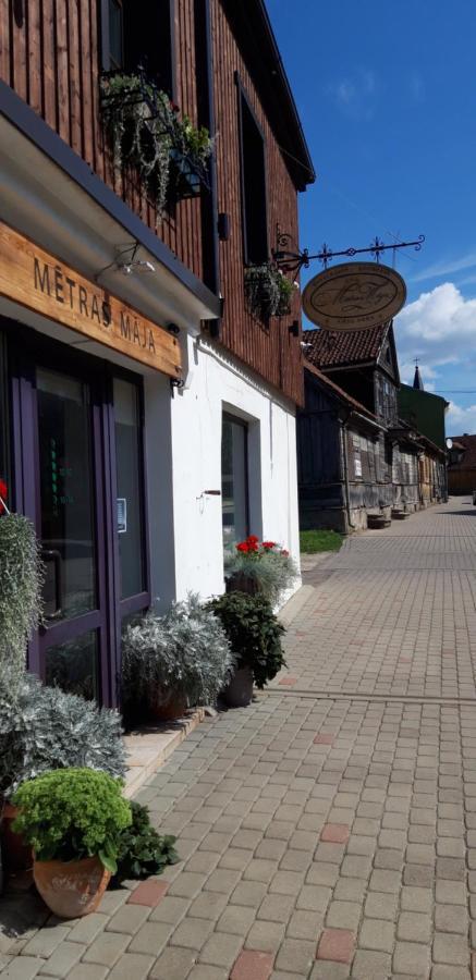 Metras Maja Hotel Aizpute Bagian luar foto
