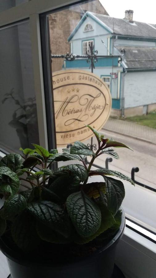 Metras Maja Hotel Aizpute Bagian luar foto