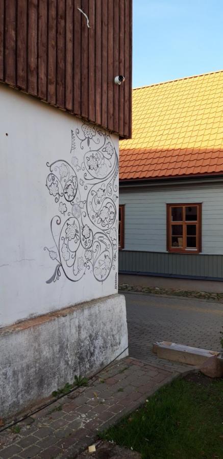 Metras Maja Hotel Aizpute Bagian luar foto